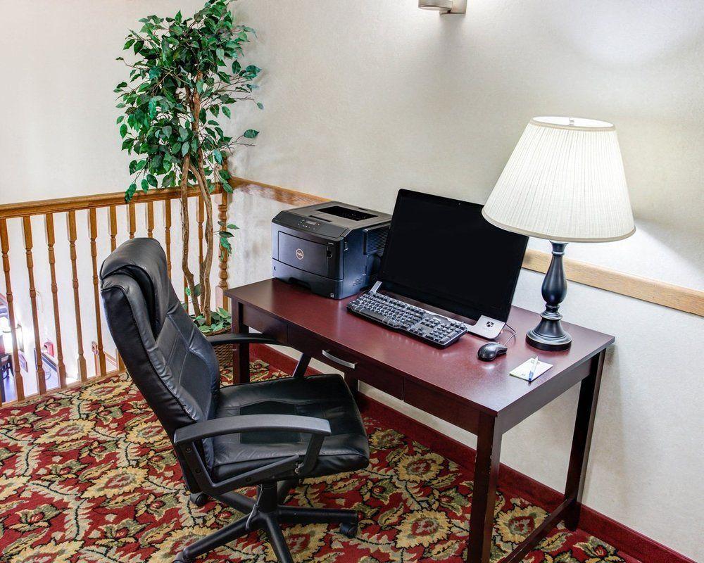 Comfort Inn & Suites Грийли Екстериор снимка