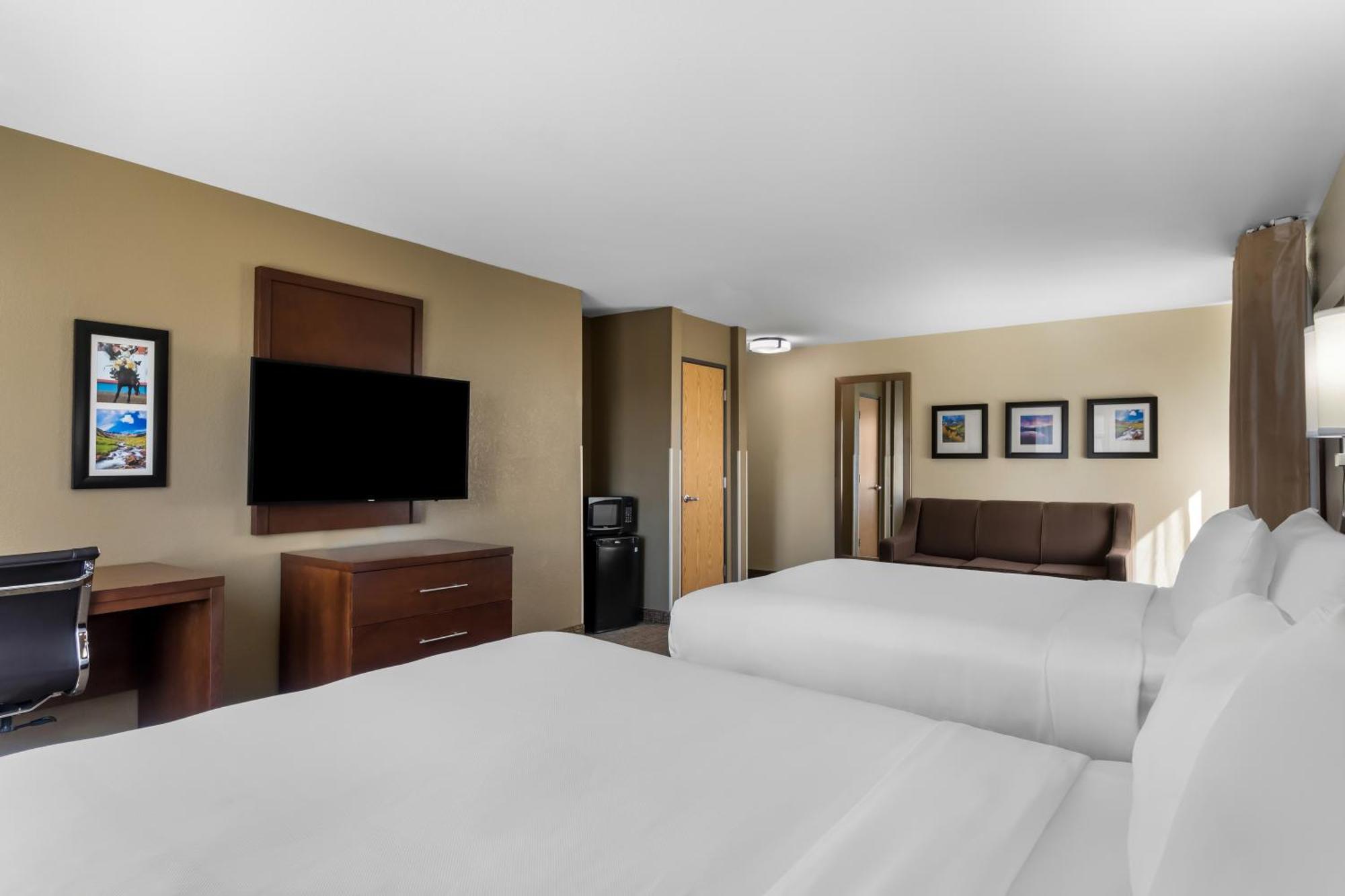 Comfort Inn & Suites Грийли Екстериор снимка
